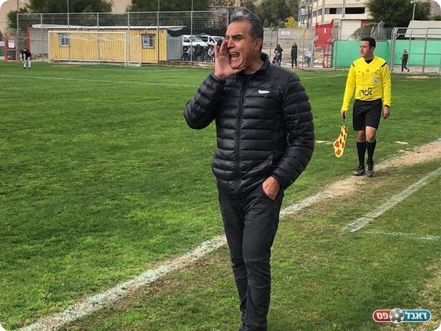 מאמן בית שאן שלום לוי (שראל אזולאי)